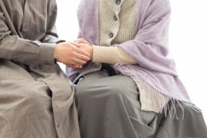 統合失調症の家族を入院させたいときにご家族が考えること